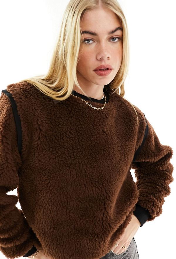 ASOS DESIGN cosy brushed borg sweatshirt in chocolate-Brown