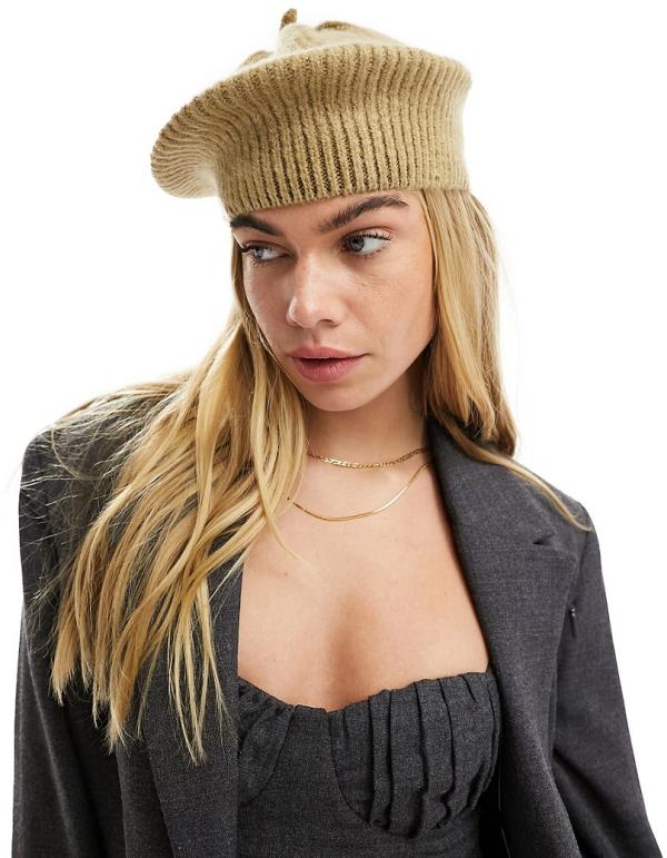 ASOS DESIGN fine knit beret in oatmeal-Neutral