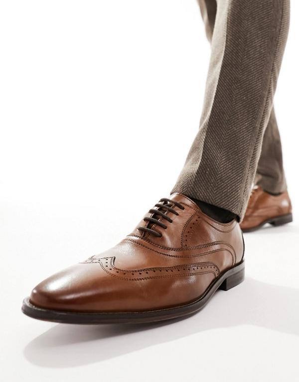 ASOS DESIGN lace up brogue shoes in tan leather-Brown