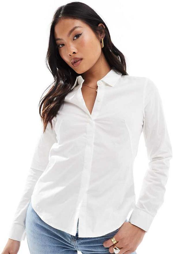 ASOS DESIGN Petite long sleeve fitted shirt in white