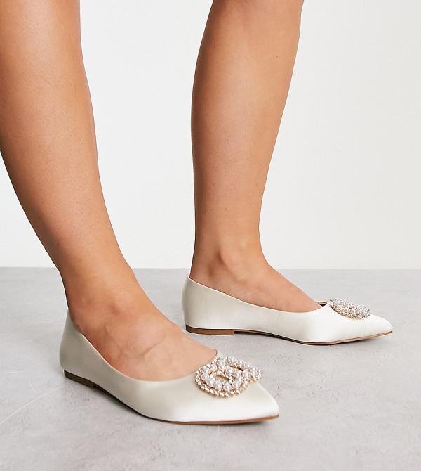 ASOS DESIGN Wide Fit Lola faux pearl embellished pointed ballet flats in ivory satin-White