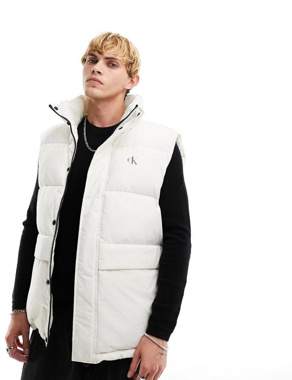Calvin Klein Jeans essentials non down relaxed vest in ivory-White
