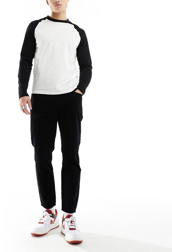 DTT cropped tapered fit cord pants in black