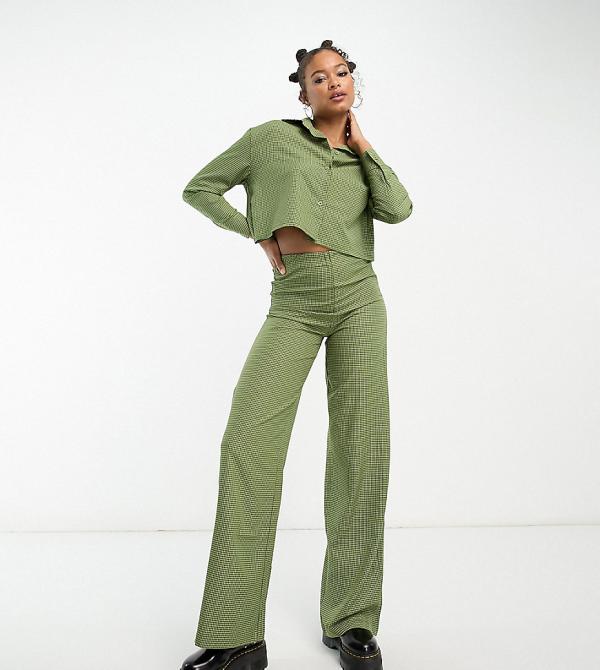 Heartbreak Tall cropped shirt in green gingham (part of a set)