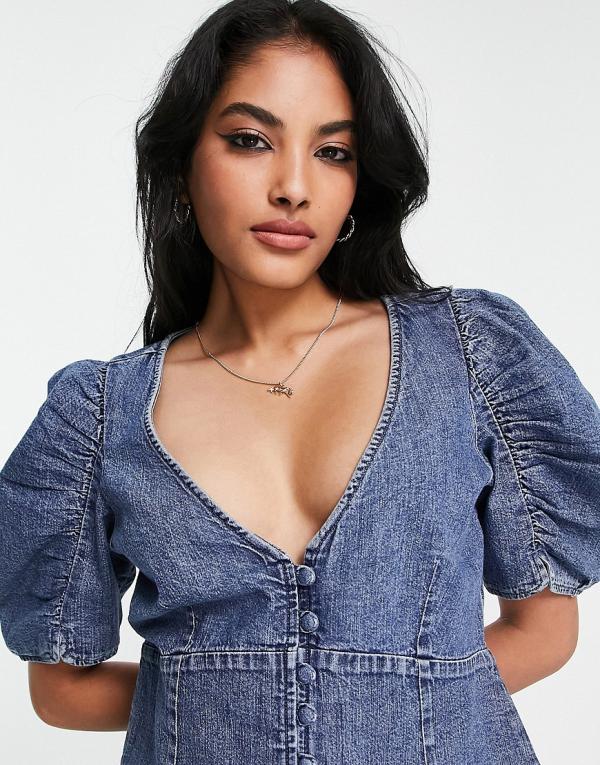 Levi's volume sleeve chambray blouse in mid wash-Blue