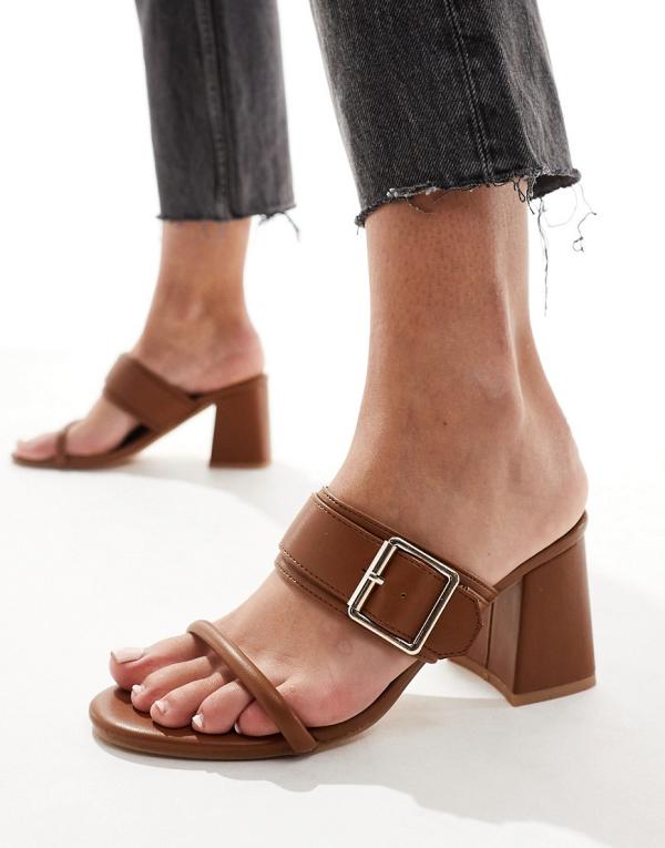 London Rebel block heel buckle sandals in tan-Brown