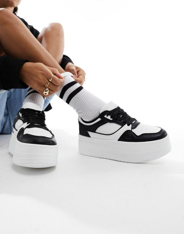London Rebel chunky panelled flatform sneakers in white and black