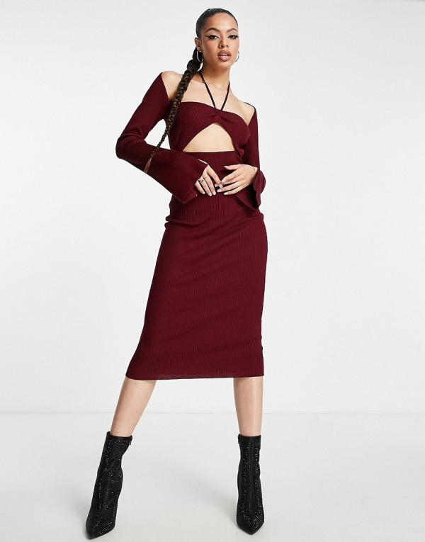 Missguided cut out halterneck midaxi dress in burgundy-Red