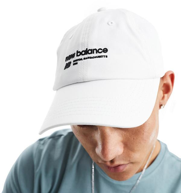 New Balance linear logo cap in oatmeal-White