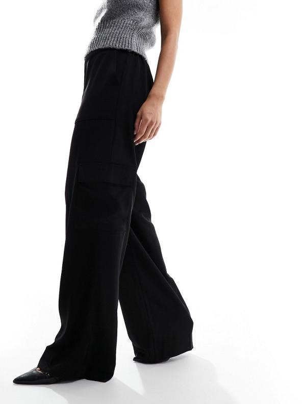 Nobody's Child Carrie cargo pants in black