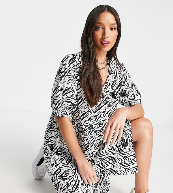 Noisy May Tall exclusive button-through smock mini dress in animal print-Multi