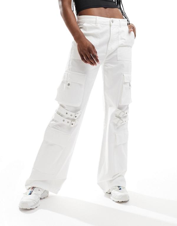 Pull & Bear strap detail cargo jeans in white