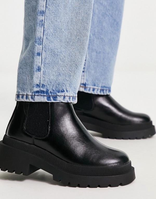 River Island low ankle Chelsea boots in black