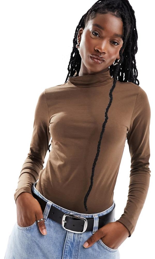 Selected Femme high neck long sleeve top in brown-Green