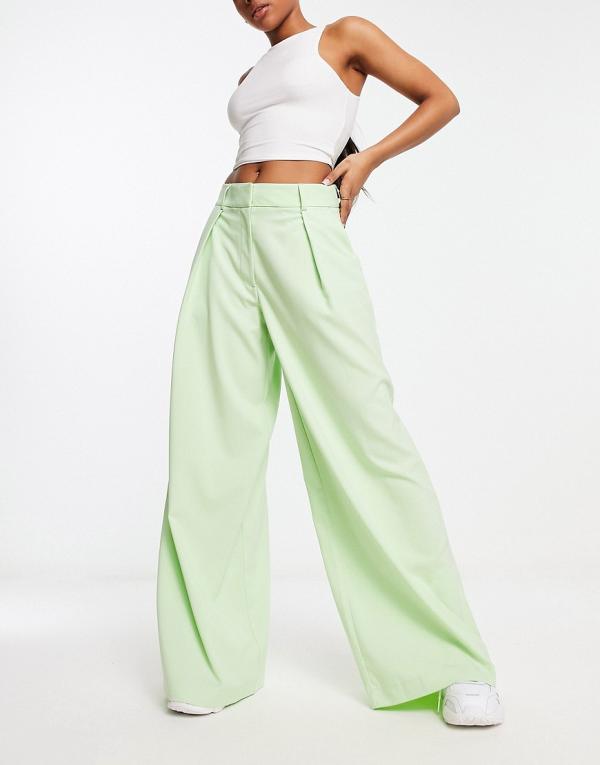 Selected Femme tailored wide leg pants with pleat front in green