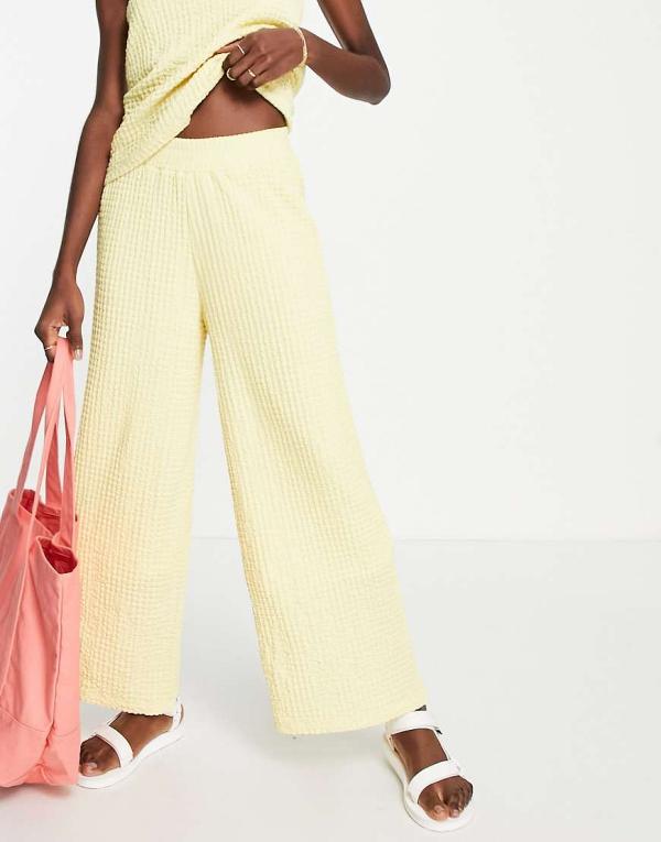 Selected Femme textured wide leg pants in pastel yellow (part of a set) - YELLOW