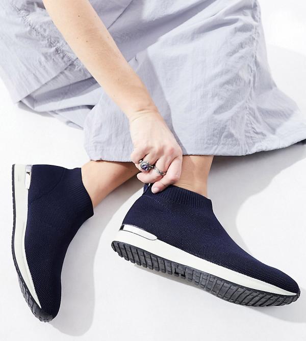 Simply Be Wide Fit knitted sneakers in navy