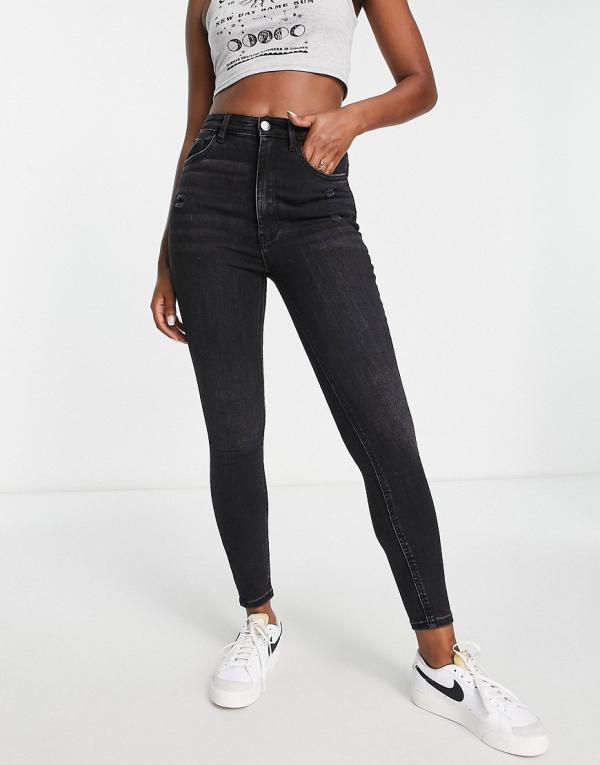 Stradivarius super high-waist skinny jeans in washed black