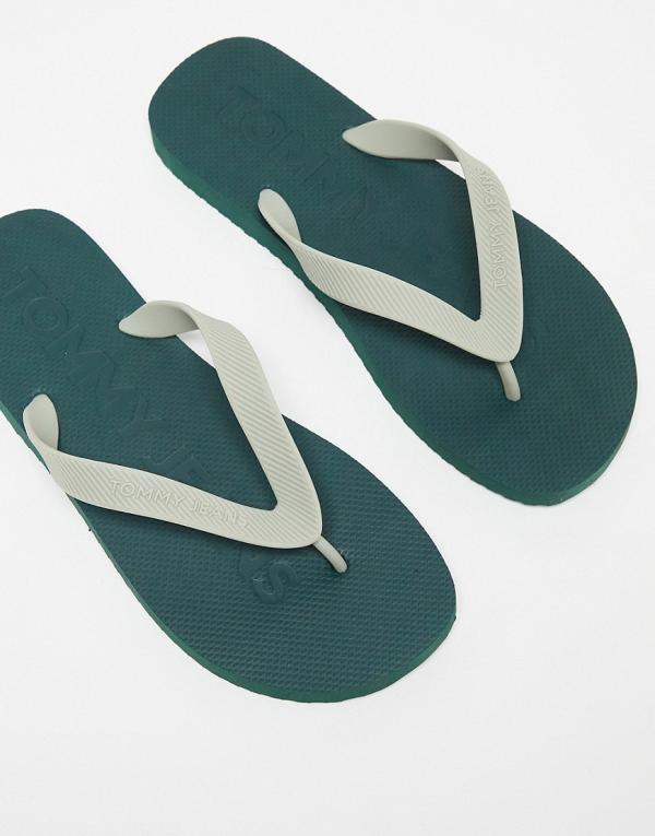 Tommy Jeans beach thongs in green