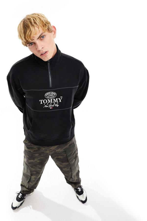 Tommy Jeans relaxed luxe athletic 1/2 zip fleece in black