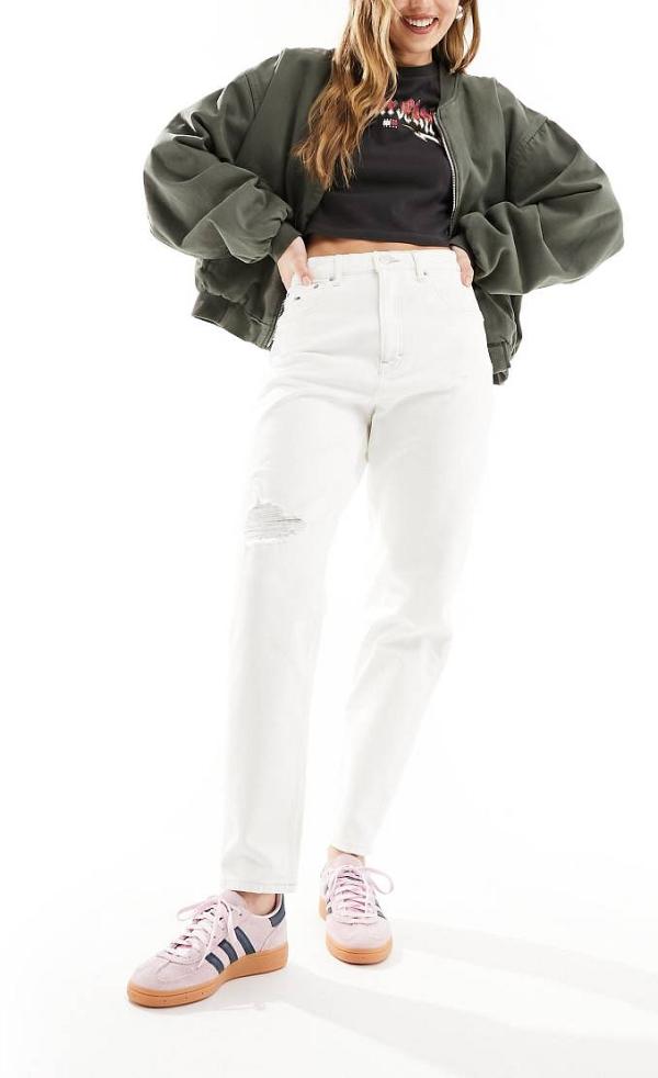 Tommy Jeans ultra high tapered mom jeans in white wash