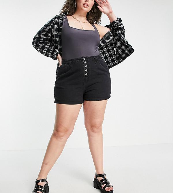 Urban Bliss Plus exposed front button short in black