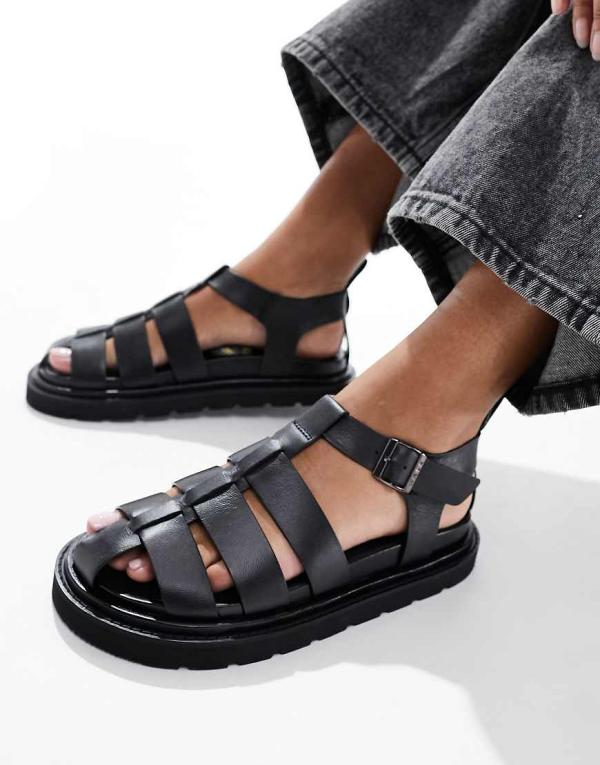 Walk London Budapest fisherman sandals in black