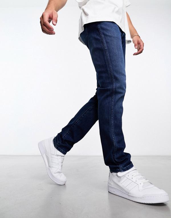 Wrangler Larson straight leg jeans in dark wash blue-Navy