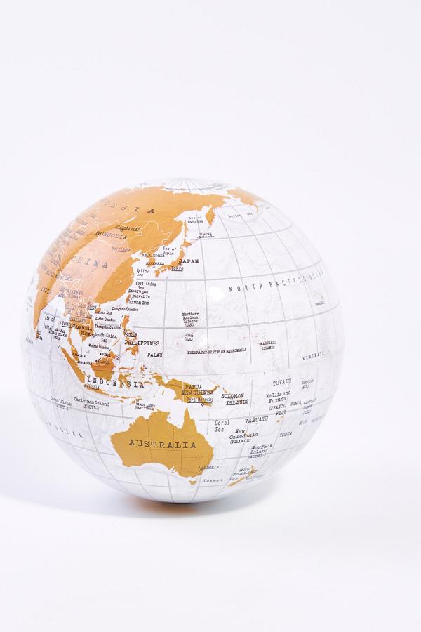 IS Gifts Revolving Globe