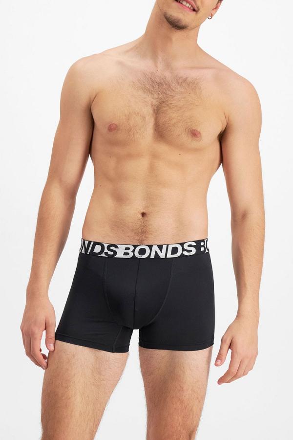 Bonds Active Everyday Trunk in Nu Black Size: