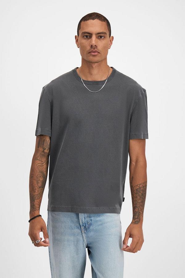 Bonds Cotton Icons Midweight Crew Neck Tee in Nu Black Size: