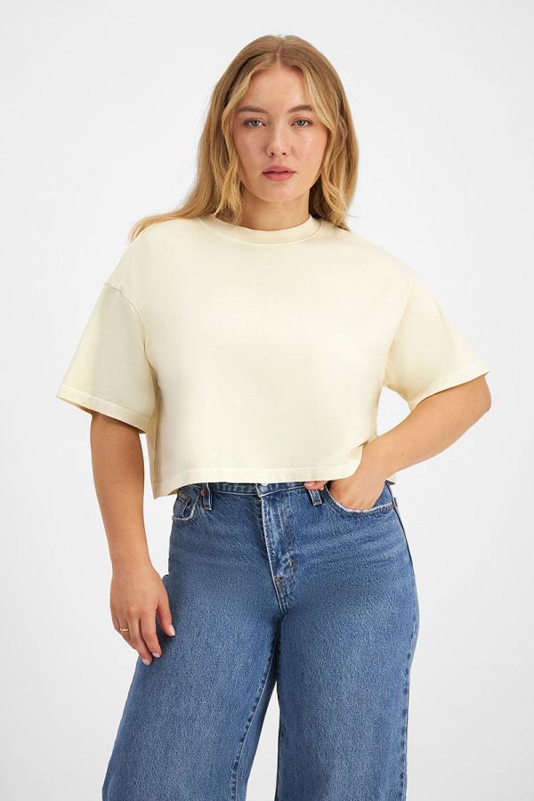 Bonds Icons Heavy Weight Cropped Tee in Champagne Glow Size: