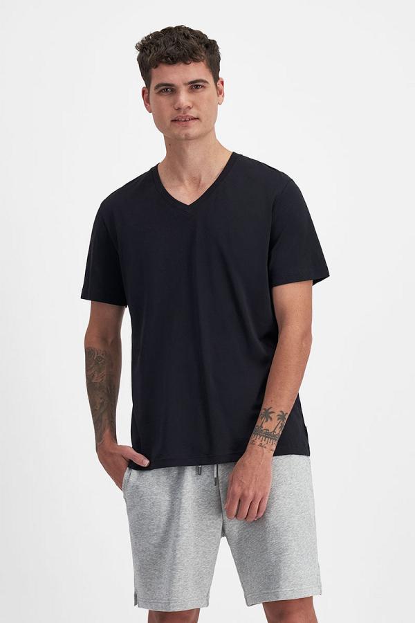 Bonds Men's Originals Midweight Vee Tee in Black Size: Large, Aussie Cotton