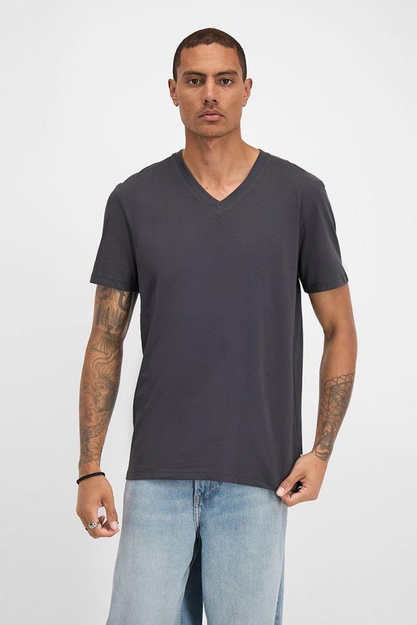 Bonds Originals Midweight Vee Tee in Incognito Size: