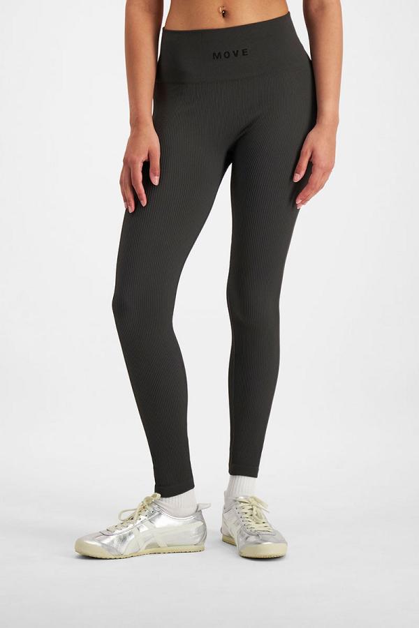 Bonds Women's Move Rib Seamless Legging in Rock Star Size: