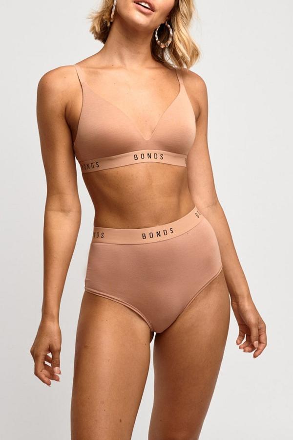 Bonds Women's Originals Wirefree Tee Bra in Blush Latte Size: