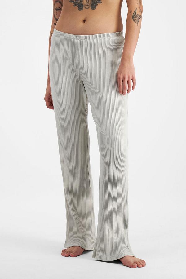 Bonds Women's Sleep Rib Pant in Stone Throw Size: