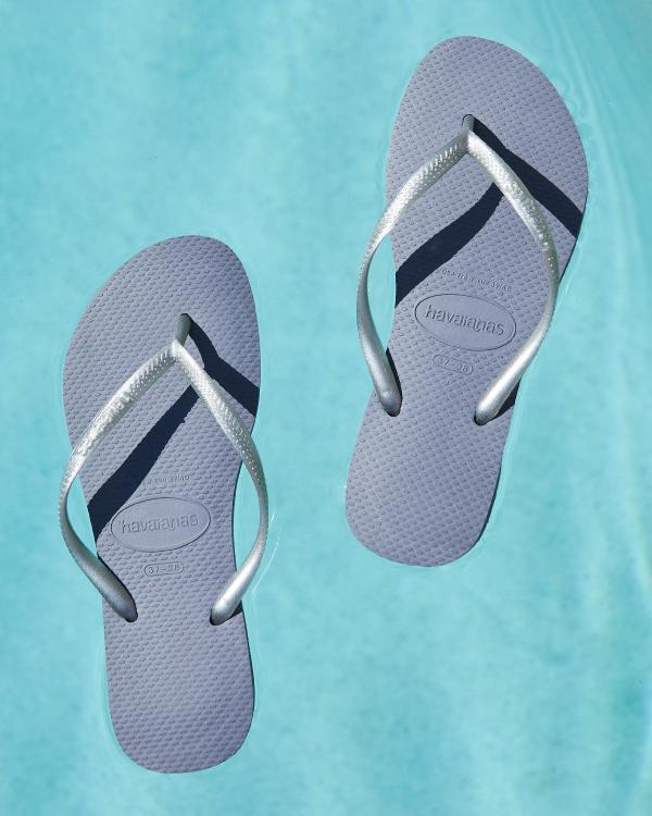 Havaianas Women's Slim Metallic Thongs Shoes in Silver