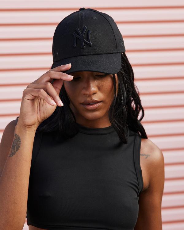 new era black cap womens