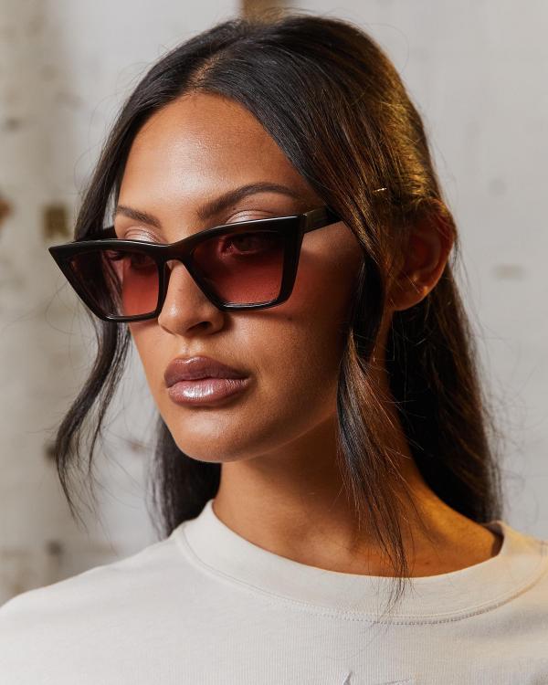 Reality Eyewear Women's Van Saint Sunglasses in Brown
