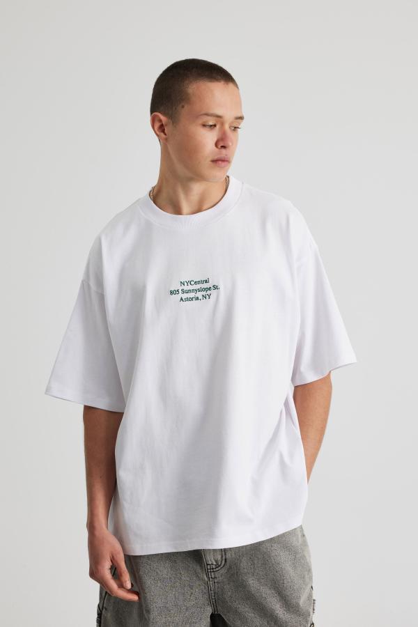 Factorie - Heavy Weight Box Fit Graphic Tshirt - Uc white/ny centra