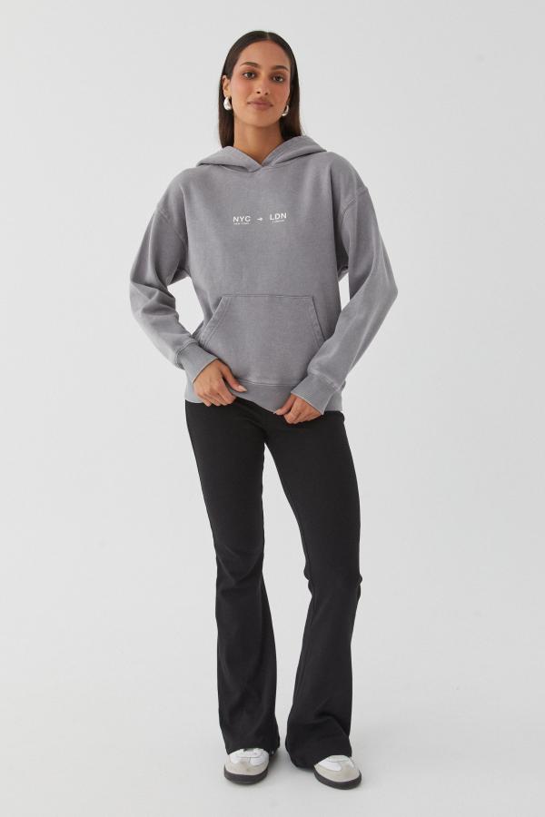 Supré - Paige Oversized Printed Hoodie - Washed new york grey/nyc to ldn