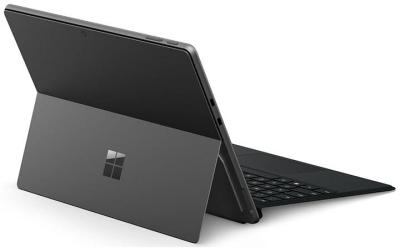Microsoft Surface Pro 9 13 i5/8GB/256GB SSD 2 in 1 Device - Black