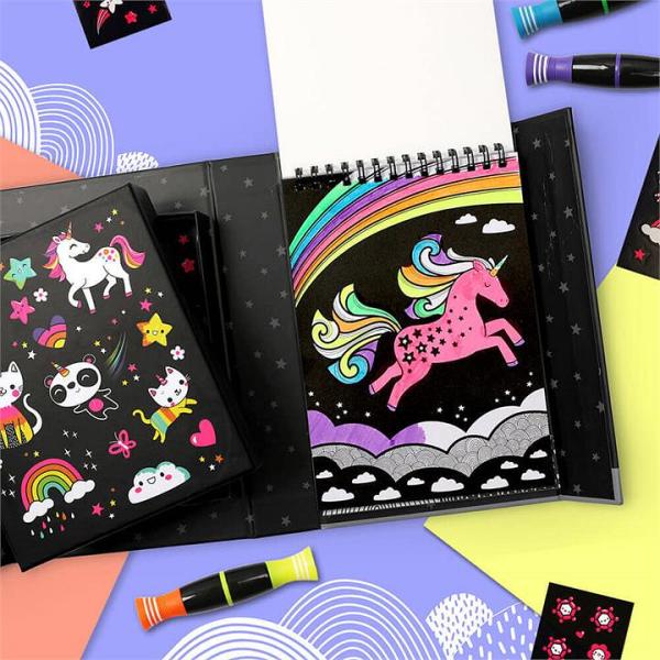 Unicorns & Friends Neon Colouring Set