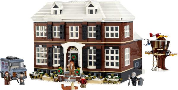 LEGO® Ideas Home Alone