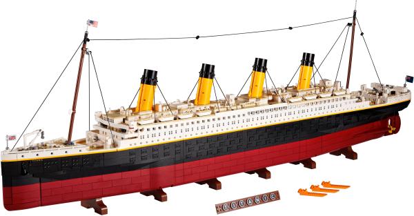 LEGO® Titanic
