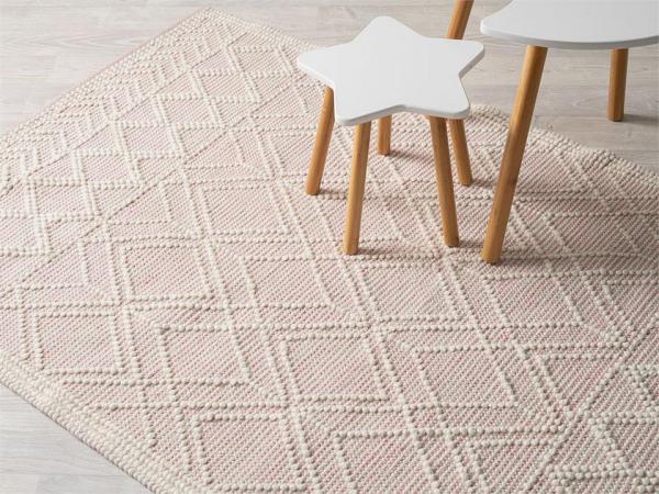 Greta Floor Rug - Natural/Pink -