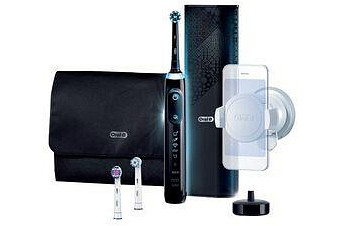 Oral-B Genius AI Electric Toothbrush with 3 Replacement Heads & Smart Travel Case, Black