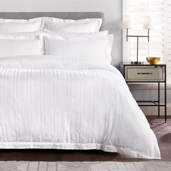Sheridan Newmark Quilt Cover Set in White Size: Queen Material: Cotton @Sheridan Rewards