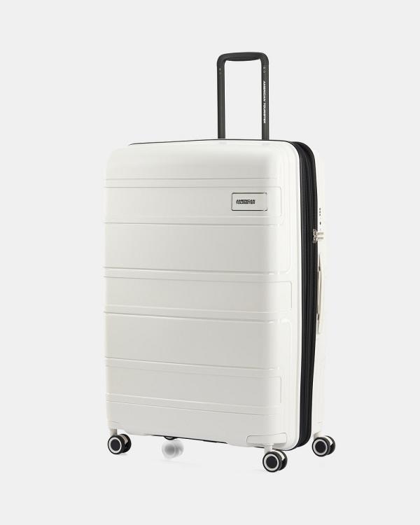 American Tourister - Light Max Spinner 82cm EXP - Travel and Luggage (White) Light Max Spinner 82cm EXP